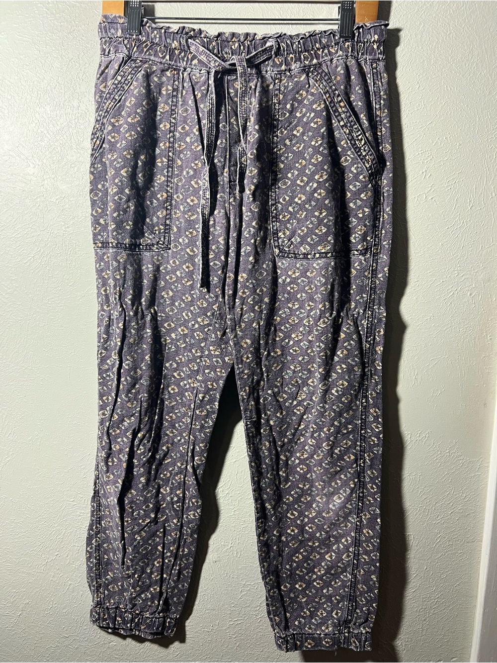 Imperfect Anthropologie Navy/Purple Patterned Drawstring Joggers size Small